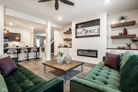 9818 April Rose Drive Fishers IN 46040