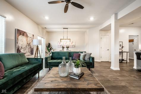 9818 April Rose Drive Fishers IN 46040