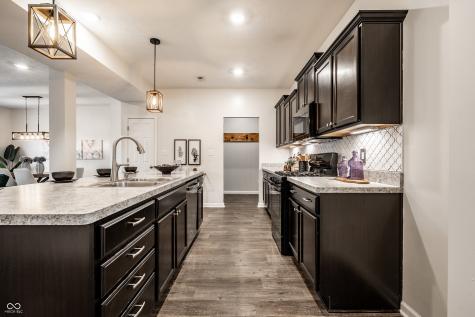 9818 April Rose Drive Fishers IN 46040