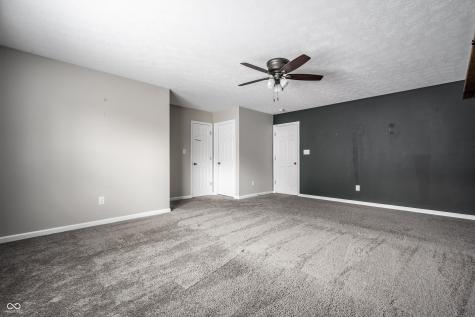 9818 April Rose Drive Fishers IN 46040