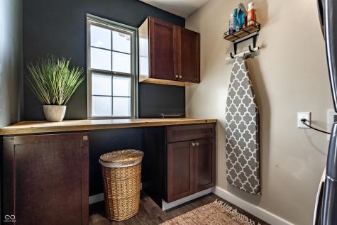 9818 April Rose Drive Fishers IN 46040