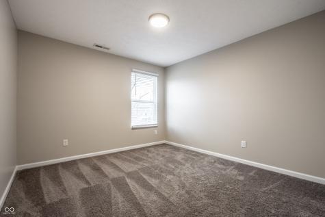 9818 April Rose Drive Fishers IN 46040