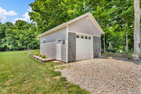 9231 E Poynter Drive Morgantown IN 46160
