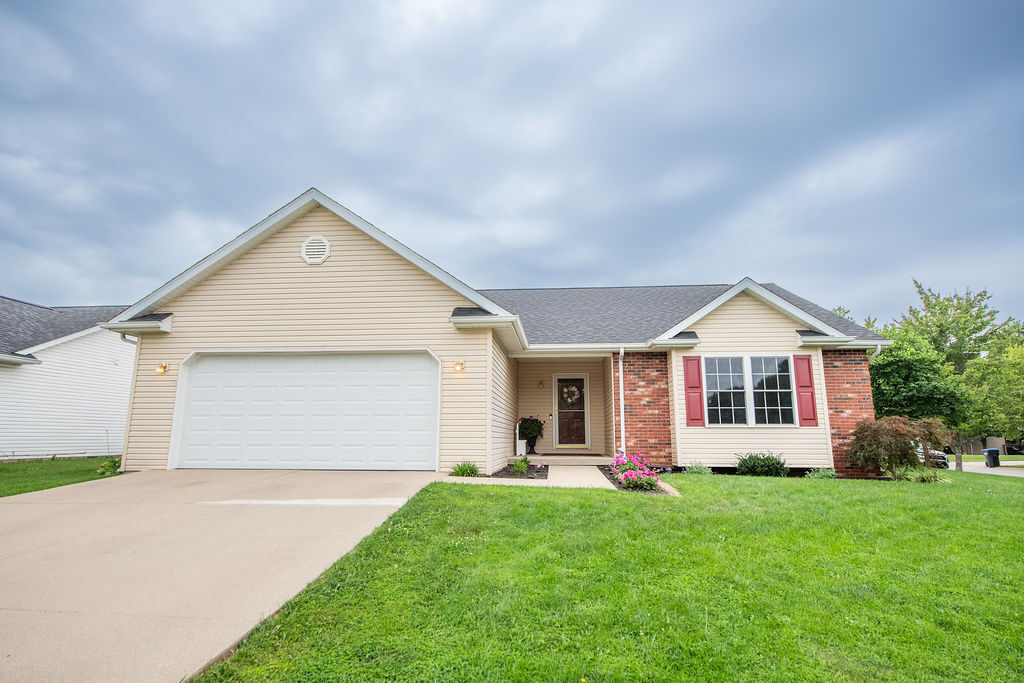 7235 W Prominence Point Bloomington IN 47404