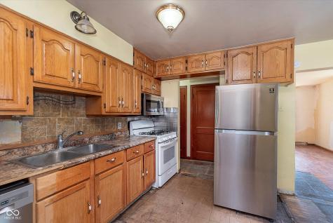 1936 Glenridge Drive Indianapolis IN 46218