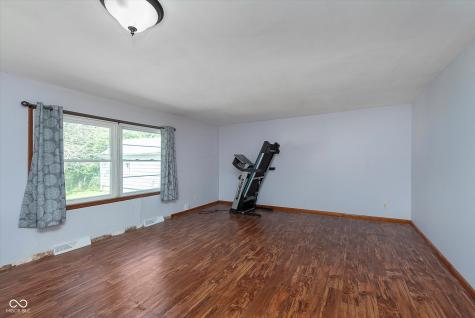 1936 Glenridge Drive Indianapolis IN 46218
