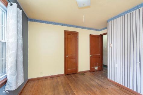 1936 Glenridge Drive Indianapolis IN 46218