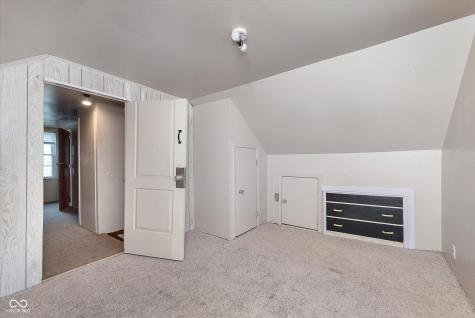 1936 Glenridge Drive Indianapolis IN 46218