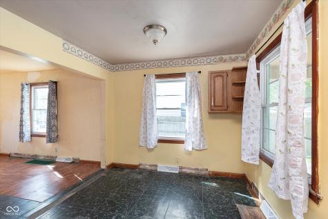 1936 Glenridge Drive Indianapolis IN 46218