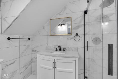 115 Charlotte Place Indianapolis IN 46202