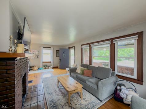 5251 E 11th Street Indianapolis IN 46219