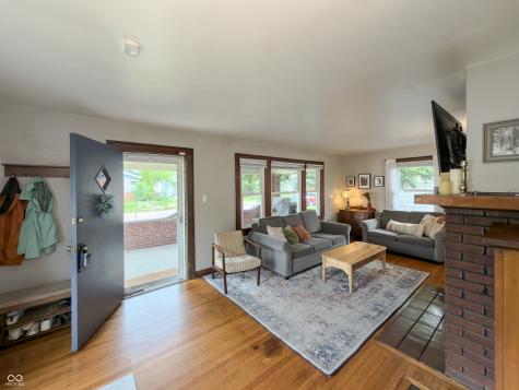 5251 E 11th Street Indianapolis IN 46219