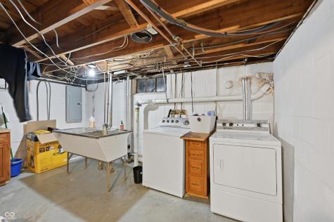 16 W 61st Street Indianapolis IN 46208
