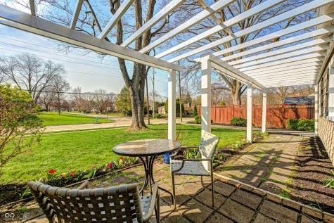 16 W 61st Street Indianapolis IN 46208