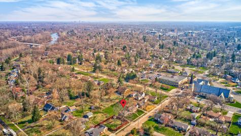 16 W 61st Street Indianapolis IN 46208