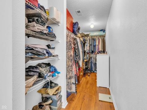 8648 Wheatfield Drive Indianapolis IN 46113