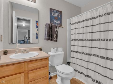 8648 Wheatfield Drive Indianapolis IN 46113
