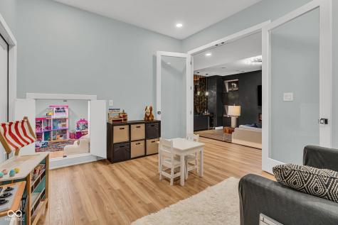 3995 Chapel Hill Court Bargersville IN 46106