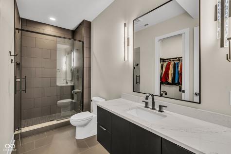3995 Chapel Hill Court Bargersville IN 46106