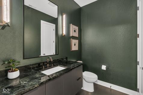 3995 Chapel Hill Court Bargersville IN 46106