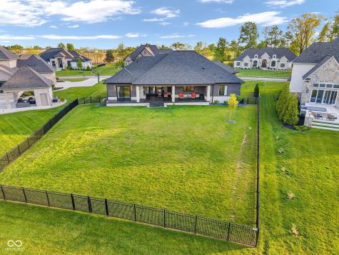 3995 Chapel Hill Court Bargersville IN 46106