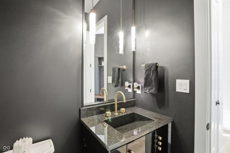 3995 Chapel Hill Court Bargersville IN 46106