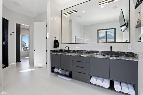 3995 Chapel Hill Court Bargersville IN 46106