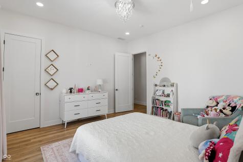 3995 Chapel Hill Court Bargersville IN 46106