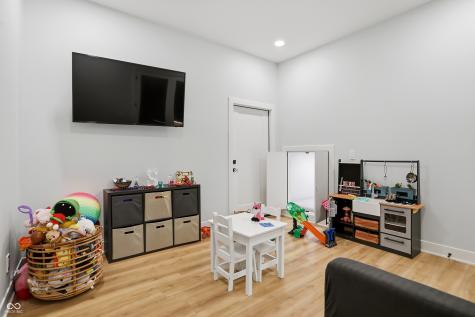 3995 Chapel Hill Court Bargersville IN 46106