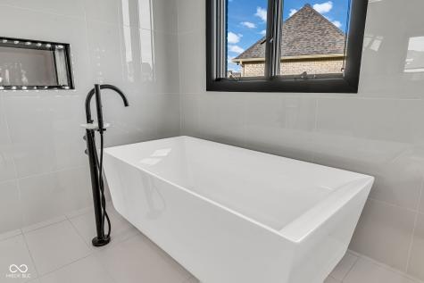 3995 Chapel Hill Court Bargersville IN 46106