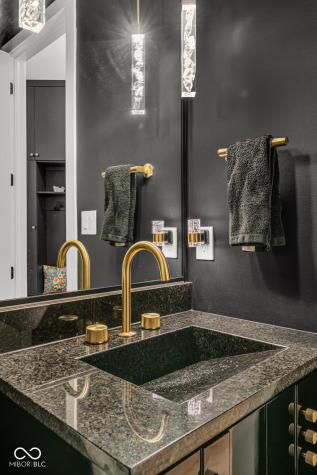 3995 Chapel Hill Court Bargersville IN 46106