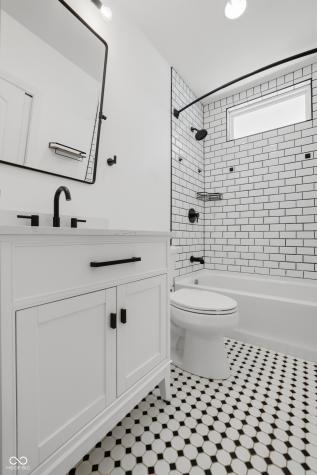 213 E Madison Avenue Pendleton IN 46064