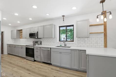 2510 Baur Drive Indianapolis IN 46220