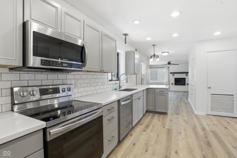 2510 Baur Drive Indianapolis IN 46220