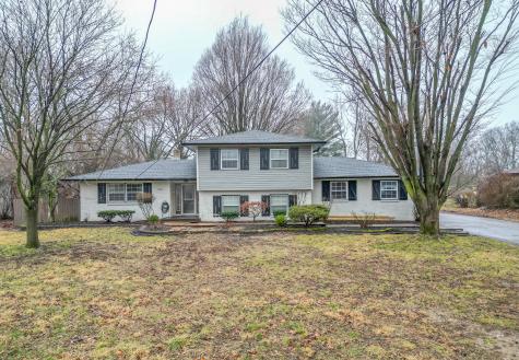 677 W Edgewood Avenue Indianapolis IN 46217
