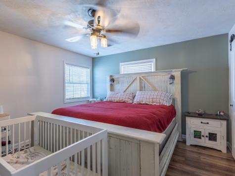 677 W Edgewood Avenue Indianapolis IN 46217