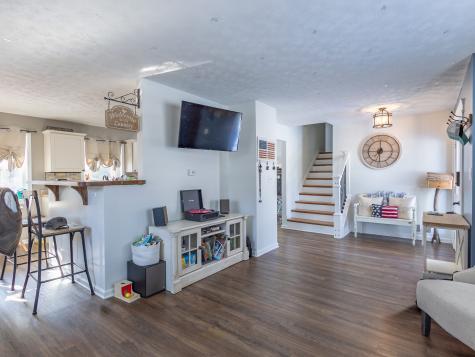 677 W Edgewood Avenue Indianapolis IN 46217