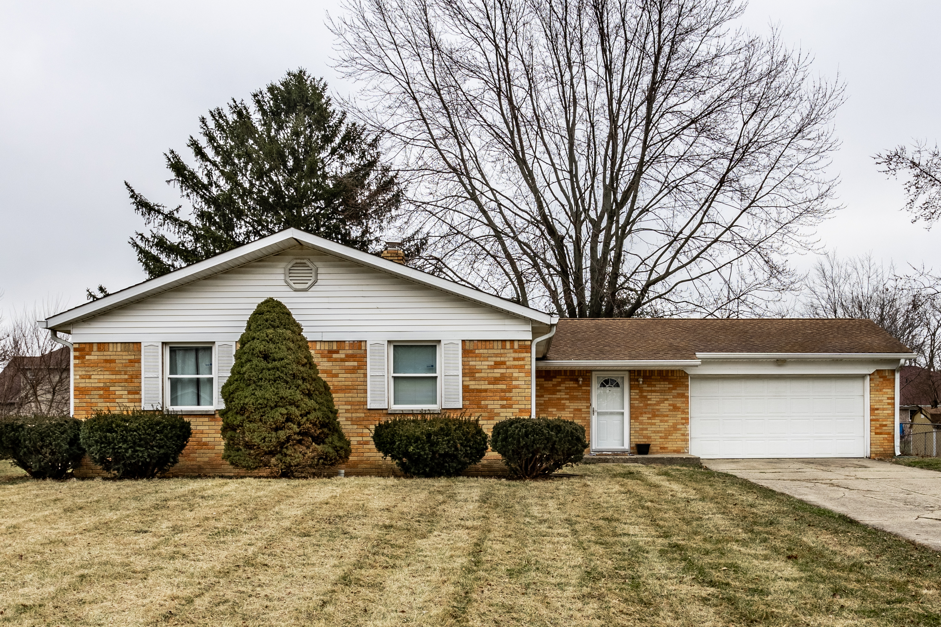 2207 Hogan Drive Indianapolis IN 46229