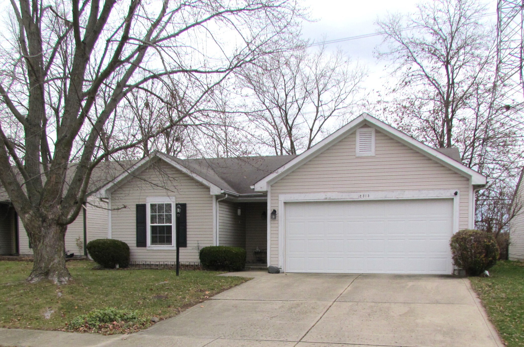 2313 Rolling Oak Drive Indianapolis IN 46214