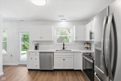 10632 Ashview Drive Fishers IN 46038