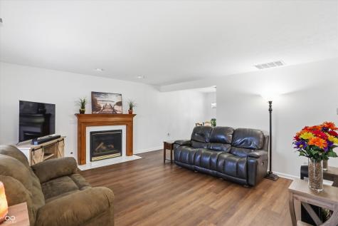 10632 Ashview Drive Fishers IN 46038