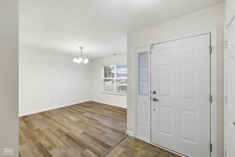 1034 Hendon Court Westfield IN 46074