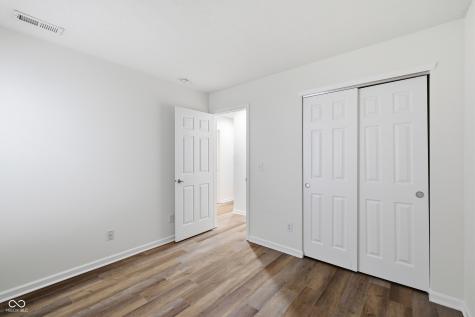 1034 Hendon Court Westfield IN 46074