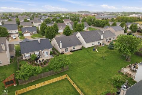 1034 Hendon Court Westfield IN 46074