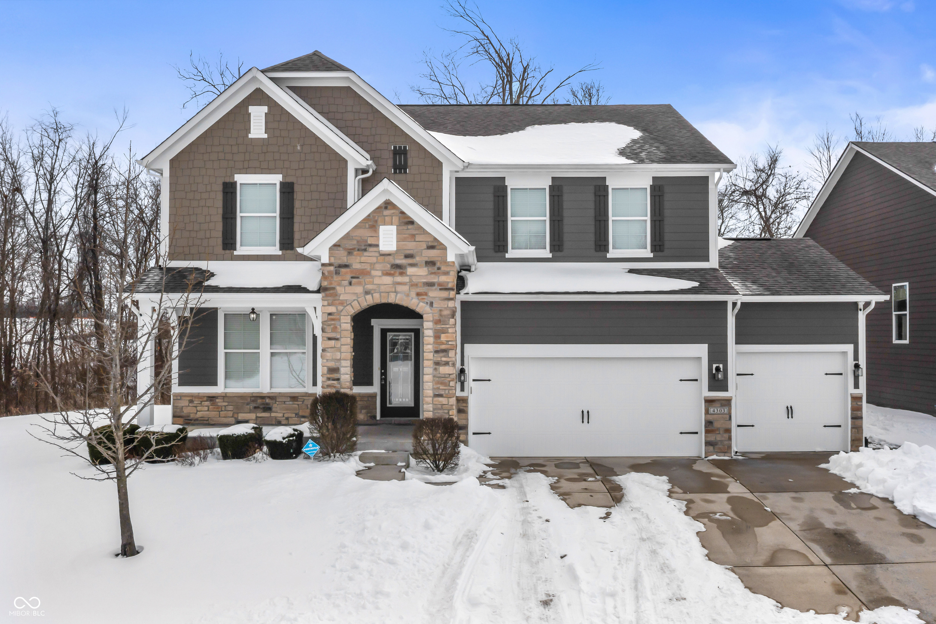 4303 Nottinghill Drive Avon IN 46123