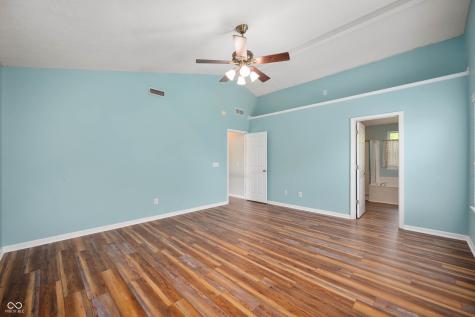 8578 Nolan Drive Fishers IN 46038