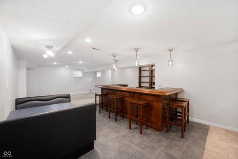 8578 Nolan Drive Fishers IN 46038