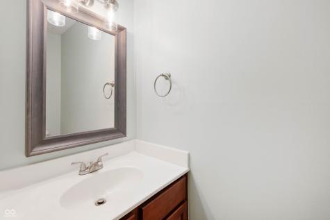 8578 Nolan Drive Fishers IN 46038