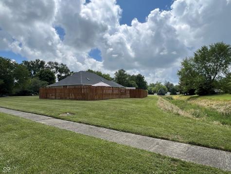 2018 Elizaville Road Lebanon IN 46052