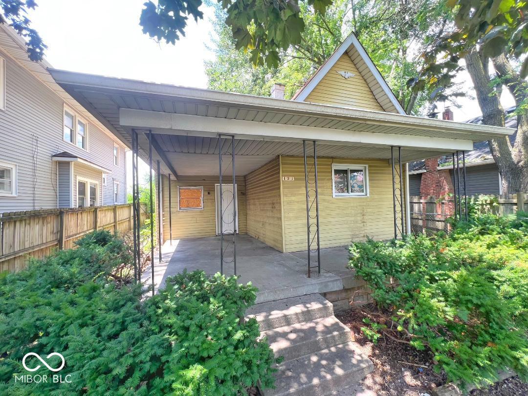 434 N Bradley Avenue Indianapolis IN 46201